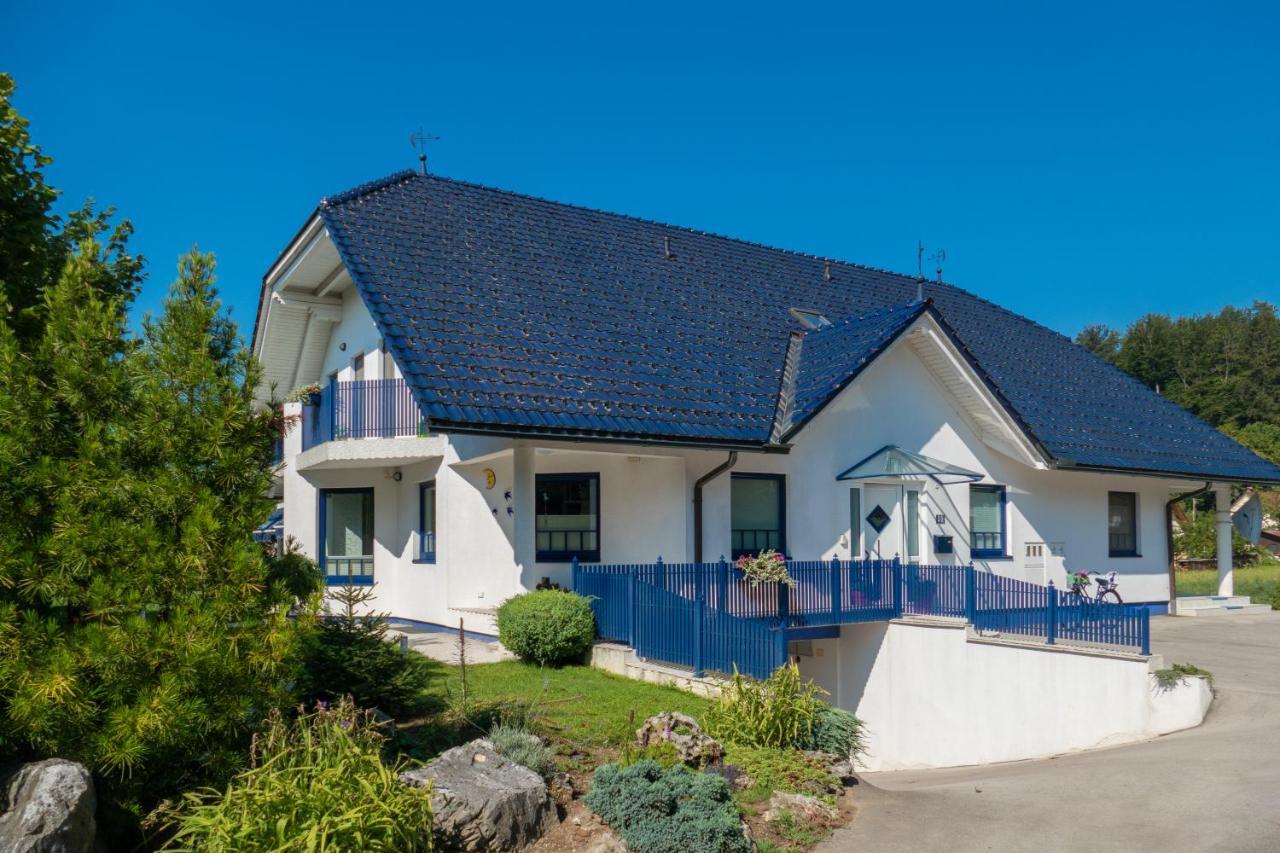 Modrin Apartments Kamnik Exterior foto